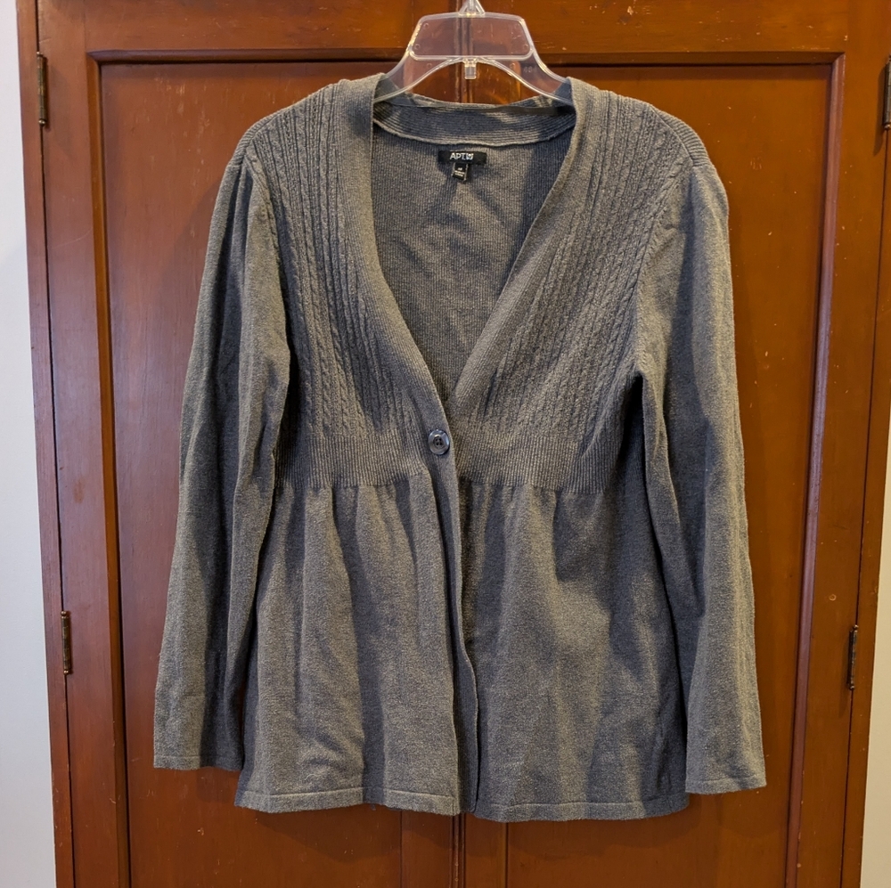 Apt. 9 Charcoal Gray Fit And Flare Knit Sweater Cardigan W Single Button Closure